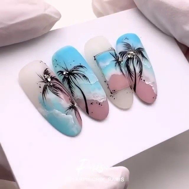 Nails With Palm Trees, Y2k Aesthetic Nails, Nail Art Creative, Sea Nail Art, Aloha Nails, Boring Nails, Disney Acrylic Nails, Beach Nail Designs, Sea Nails