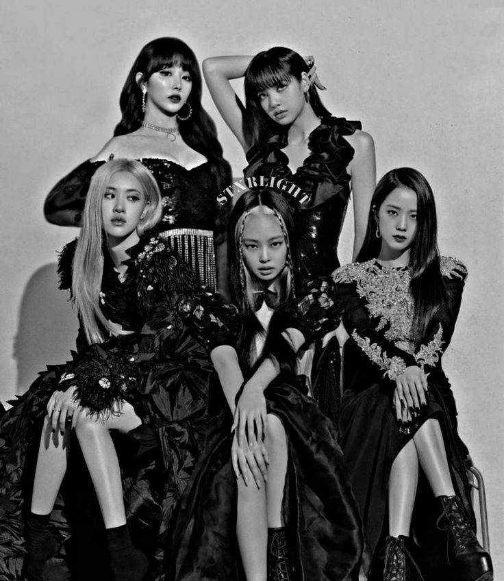 #fanmade #blackpink #blackpink5thmember#blackpinkpinkvenom #pinkvenom Blackpink 5th Member, Blackpink 5th Member Outfits, Rosé Aesthetic, Korean Wedding, Kpop Couples, Blackpink Members, Black Pins, Black And White Posters, Cute Little Drawings