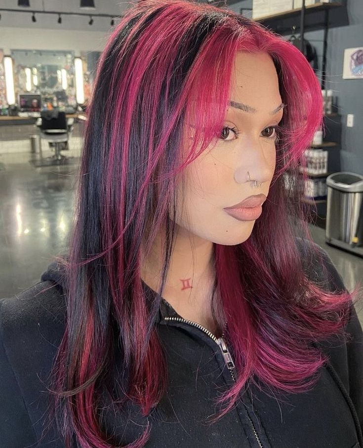 Pink And Black Layered Hair, Hot Pink With Black Hair, Skunk Streak Hair Pink, Pink And Black Hair Highlights, Black Magenta Hair, Layered Hair With Pink Highlights, Pink Skunk Highlights In Brown Hair, Pink Chunky Highlights In Black Hair, Y2k Pink Highlights