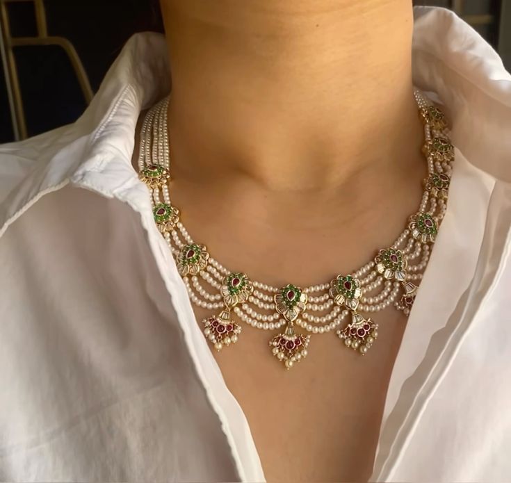 Neck Pieces Jewelry, Choker Necklace Designs, Fancy Jewelry Necklace, Pearl Jewelry Design, Pearl Necklace Designs, Jewelry Set Design, Fancy Jewellery Designs, Beaded Necklace Designs, Antique Bridal Jewelry