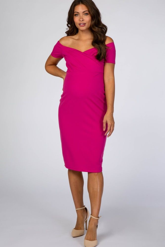 A maternity baby shower dress for stylish moms-to-be! A solid, off shoulder fitted dress featuring a sweetheart neckline and short sleeves. The Magenta Solid Off Shoulder Maternity Fitted Dress is perfectly bump-friendly!