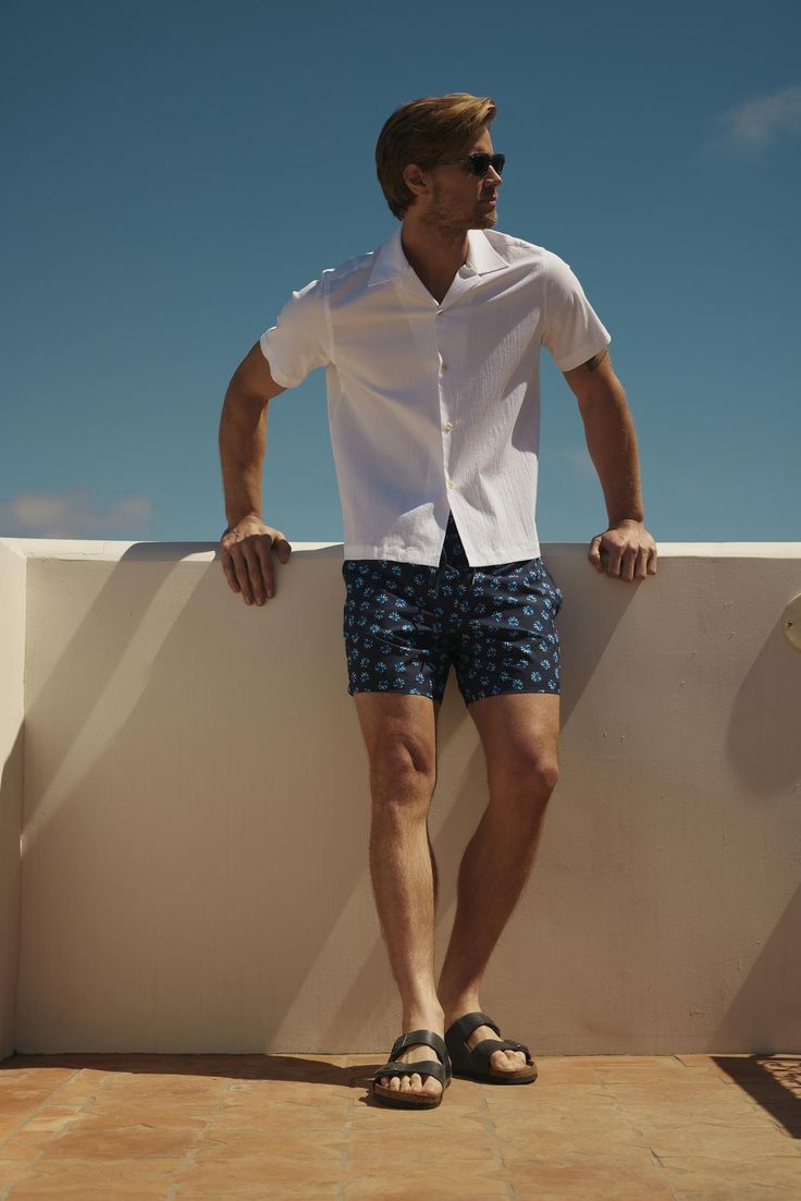 Ideal for sunny days by the pool or beach, these swim shorts offer both comfort and style. Crafted from a cotton elastane blend and polyester mesh lining, they feature a vibrant print that is sure to make a statement. Complete with two slash pockets and a single rear zipper pocket. Mexico Fits Men, Beachy Swim Trunks With Built-in Shorts For Pool, Summer Swim Trunks With Built-in Shorts For Pool, Tropical Swimwear With Built-in Shorts For Poolside, Men’s Swimwear Fashion, Beachwear Swim Trunks With Built-in Shorts, Tropical Swim Trunks With Built-in Shorts For Poolside, Summer Swimwear With Built-in Shorts For Poolside, Summer Swimwear With Built-in Shorts For Warm Weather