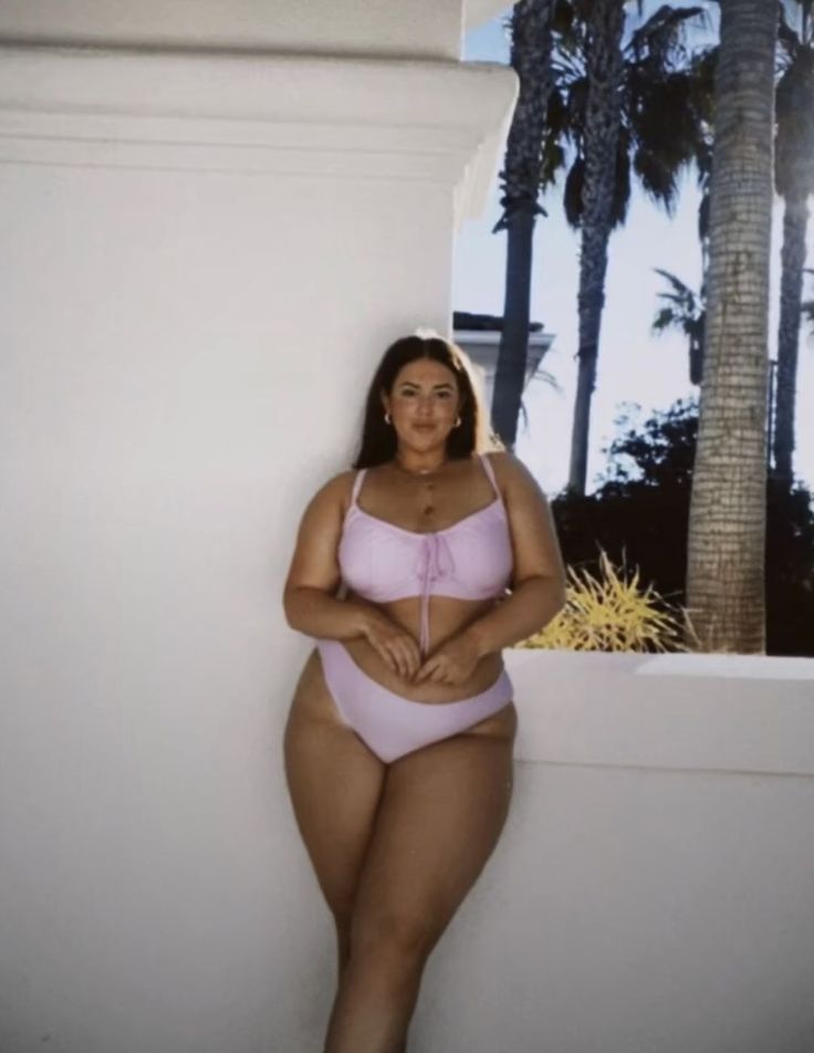 Christmas On Film, Body Positive Photography, Instagram Christmas, Model Aesthetic, Cute Swimsuits, Plus Size Swimsuits, Curvy Girl Fashion, On Film, Plus Size Swimwear