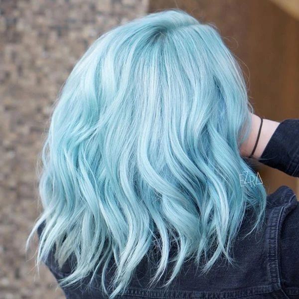 Pastel Curly Hair, Mint Blue Hair, Blue Blonde Hair, Blonde And Blue Hair, Stylish Hair Colors, Catalog Ideas, Light Blue Hair, Blonde Streaks, Pulp Riot Hair