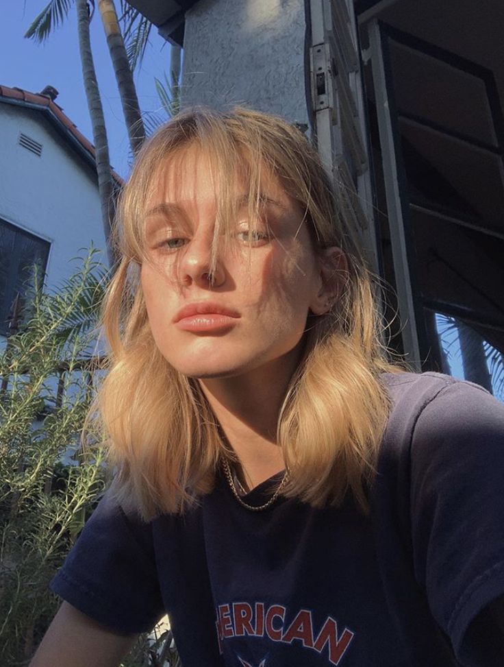 Y2k Hairstyles, Blonde Hair With Bangs, Dye My Hair, Short Hair With Bangs, Short Blonde Hair, Cut My Hair, Hair Inspo Color, Curtain Bangs, Grunge Hair