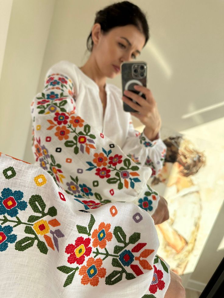 Fabric Paint Diy, White Linen Blouse, Embroidered Shirt Dress, Hungarian Embroidery, Womens Blouses, Traditional Pattern, Folk Embroidery, Hand Embroidery Design Patterns, Embroidered Clothes