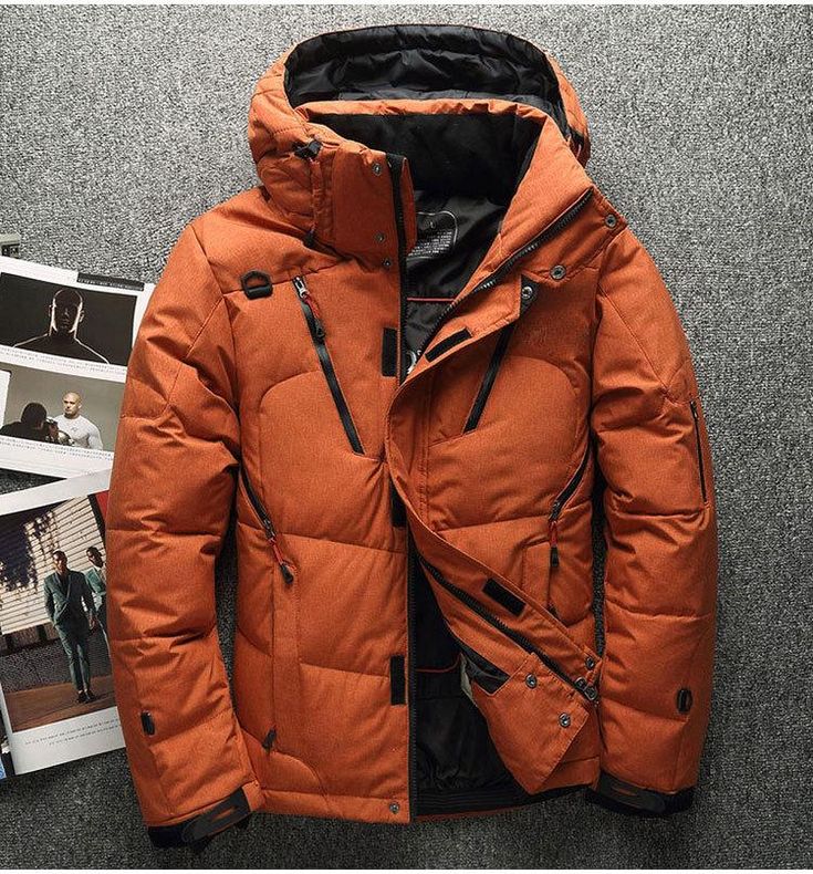 Men Snow Outfit, Winter Coat Short, Men Winter Jacket, Men Outerwear, Chill Zone, Mens Down Jacket, Streetwear Styles, Duck Down Jacket, Mens Fashion Rugged