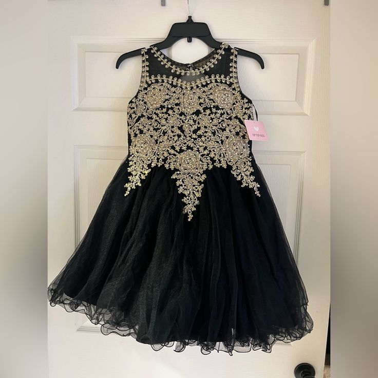 Never Worn Elegant Black Pageant Dress, Emerald Green Formal Dress, Kids Formal Dresses, Kids Flower Girl Dresses, Layered Tulle Dress, Gold Formal Dress, Kids Formal, Girls Birthday Party Dress, Green Formal Dresses