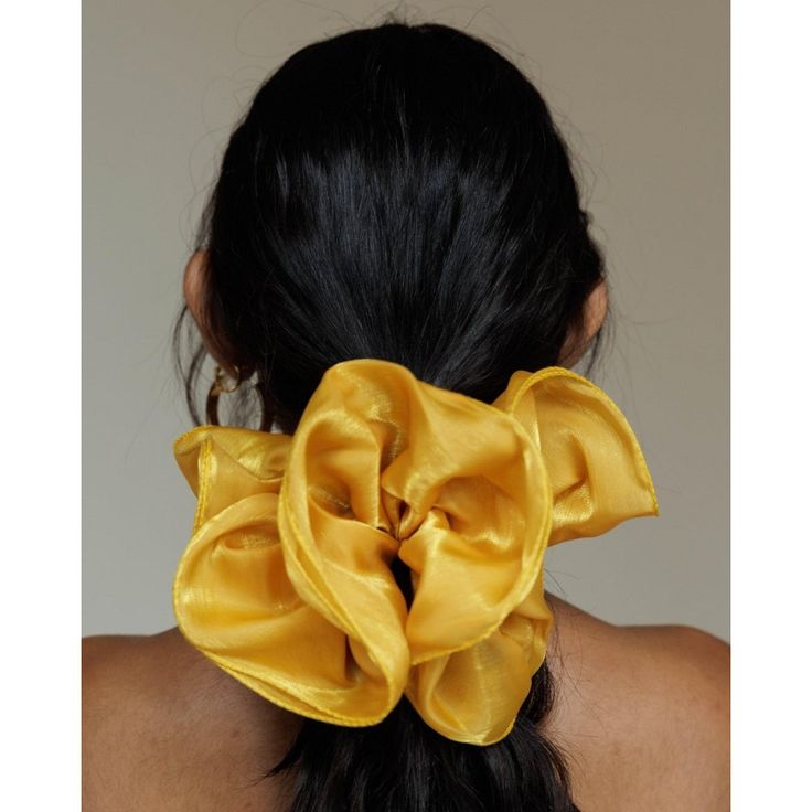 Introducing the Floating Scrunchie – a whimsical, enchanting accessory that’s here to take your hair from basic to breathtaking. This scrunchie is designed to inspire and elevate every ponytail and bun. From work to wedding, this scrunchie has range. Available in six dreamy colors. Everyday Ponytail, Flower Scrunchie, Organza Flowers, Claw Hair Clips, Scarf Sale, Elastic Hair Bands, Hair Elastics, Perfect Moment, Scrunchie Hairstyles