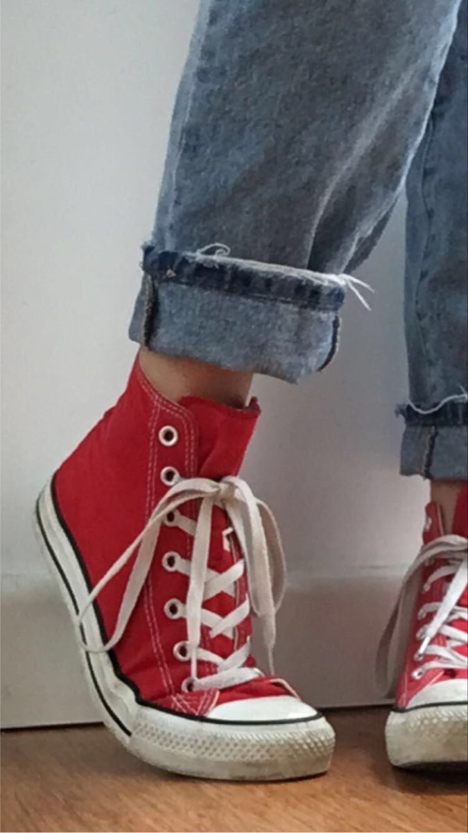 Red All Star Aesthetic, Red Converse Aesthetic, Red Hightop Converse, Spiderman Converse, Red High Top Converse, Red Chucks, Converse Aesthetic, Converse Red, Cool Sneakers