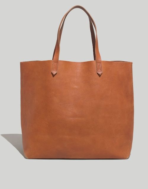 The Transport Tote Madewell Leather Bag, Madewell Transport Tote, Madewell Bags, Bucket Tote, Leather Industry, Saddle Brown, Black Leather Bags, Mini Tote, Shopper Bag