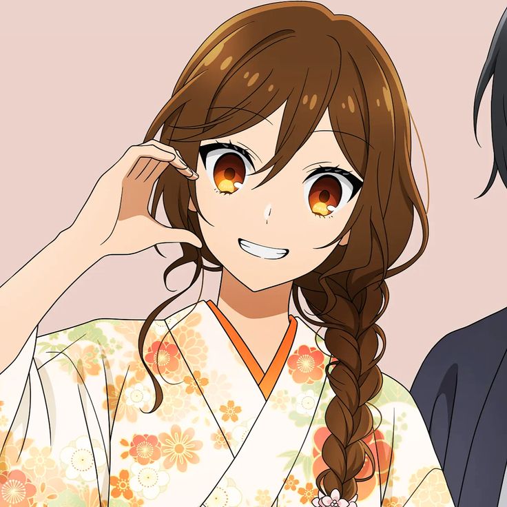 an anime character with long hair and brown eyes wearing a kimono, holding her hand up to her ear