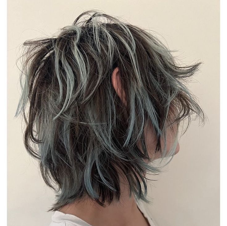 Gray Hair Dye Ideas, Dyed Short Hair, Grey Hair Ideas, Pin Hairstyles, Silver Hair Men, Alien Oc, Shadow Hair, Grey Hair Dye, Light Blue Hair