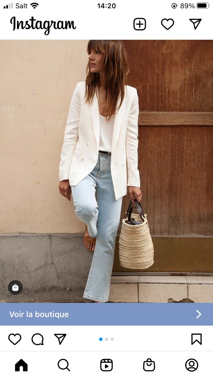 White Blazer Outfit Casual, Linen Blazer Outfit Women, Cream Blazer Outfit, Linen Blazer Outfit, Chic Outfits Edgy, White Blazer Outfits, Blazer And Jeans, Linen Style Fashion, Blazer Outfits Casual