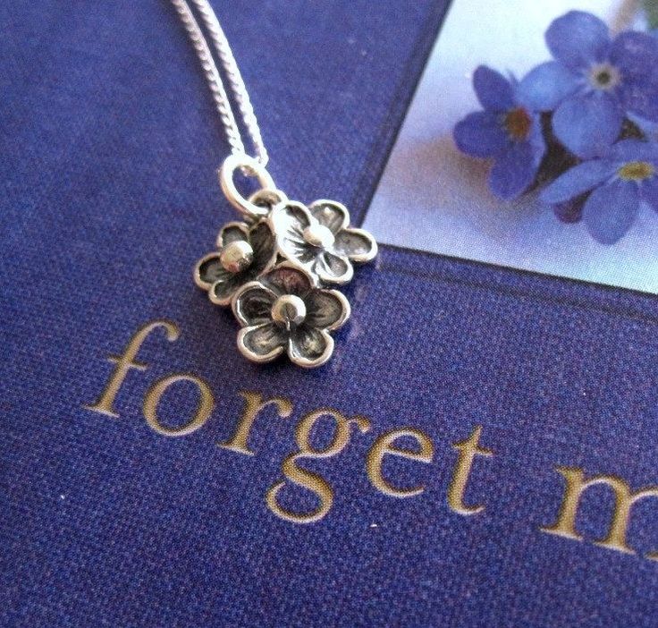 Alaska Decor, Elven Jewelry, Forget Me Not Flower, Casual Jewelry, Alpha Phi, Forget Me Not, Jewelry Inspo, Dream Jewelry, Necklace Sterling Silver