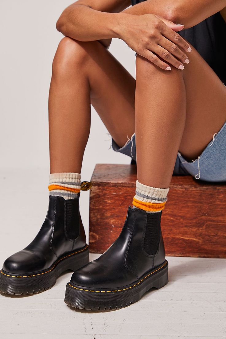 Doc Chelsea Boots Outfit, Dr Martens Chelsea Outfit, Doc Marten Chelsea Boot Outfit, Platform Chelsea Boots Outfit, Dr Martens Platform Chelsea Boots, 2976 Quad Platform Chelsea Boot, Dr Marten Chelsea Boots, Chelsea Boot Outfits Women, Doc Marten Chelsea Boot