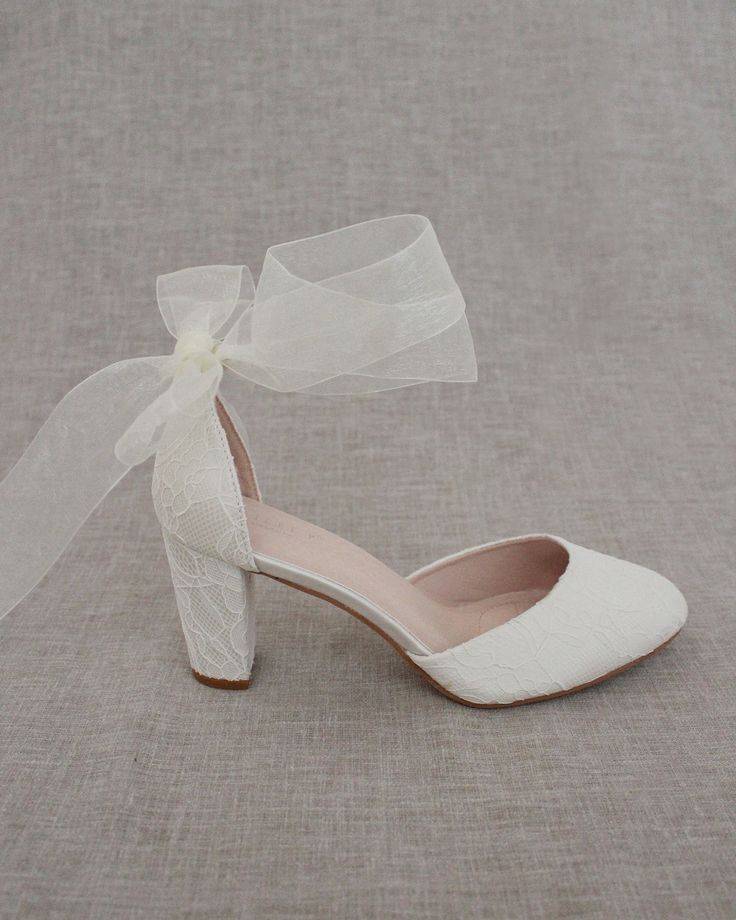 An all-time classic and elegant style with simplicity of lace heels and wrapped satin tie.DETAILS:HEEL HEIGHT: 3 inchesCOLORS AVAILABLE: Ivory & WhiteUPPER: Synthetic upper and liningMATERIALS: Mandmade outsoleSTYLE NAME: JASMIN