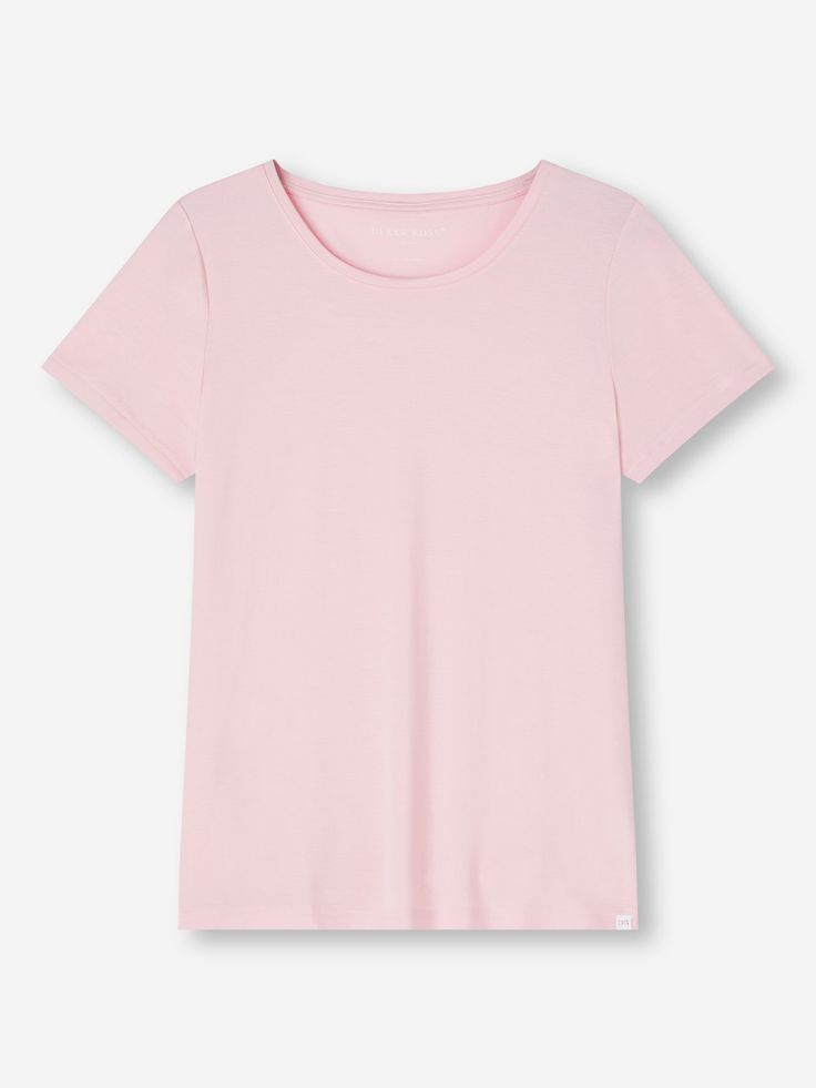 Our women's pink leisure t-shirt is an effortlessly chic sport-luxe essential. The Lara fabric is a slightly lighter weight than Basel but has enough coverage to be worn out of the house and also offers good breathability, making it perfect for warmer climates. Not only is the Lara versatile, it has maintained the super-soft fabric quality and stretch composition that we know you love. What's more, the Lara fabric retains its initial softness and colour and is also responsibly and ethically sour Classic Pink T-shirt For Summer, Classic Pink Tops For Everyday, Classic Pink Everyday Tops, Sport Luxe, Rose Cookies, Pink Crew Neck, Derek Rose, Pink Sale, Service Learning