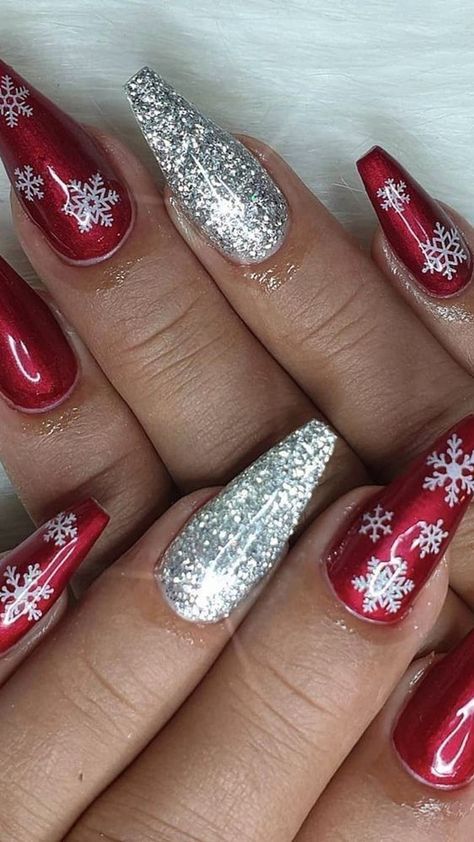 Red Silver Nails Christmas, Christmas Nails Red And Silver Glitter, Red Silver Christmas Nails, Silver And Red Christmas Nails, Christmas Nails Red And Silver, Red Sparkle Christmas Nails, Red Glitter Nail Designs, Red And Silver Christmas Nails, Silver And Red Nails