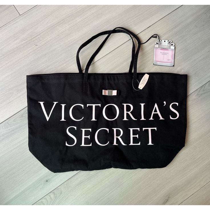 Nwt Victoria’s Secret Large Weekender Tote Bag Getaway Duffle Handbag Black/Pink. Black Canvas Shopping Bag With Logo, Victoria's Secret Rectangular Bags For Daily Use, Trendy Large Capacity Victoria's Secret Bag, Victoria's Secret Large Rectangular Bag, Everyday Pink Bags With Logo, Victoria's Secret Large Capacity Shopping Bag, Victoria's Secret Rectangular Gift Bag, Trendy Victoria's Secret Bags For Gifts, Trendy Victoria's Secret Bags As Gift