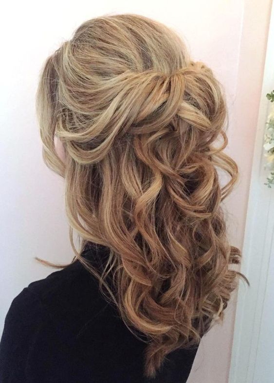 Quick and Easy Half Up Half Down Hairstyles for Long Hair#hair#hairstyles#hairstylelong#weddinghairstyles#easyhairstyles#hairstylesforschool Down Curly Hairstyles, Mother Of The Groom Hairstyles, Down Hairstyles For Long Hair, Mother Of The Bride Hair, Half Up Half Down Hairstyles, Penteado Cabelo Curto, Hair St, Half Up Half Down Hair, Hairstyles For Long Hair