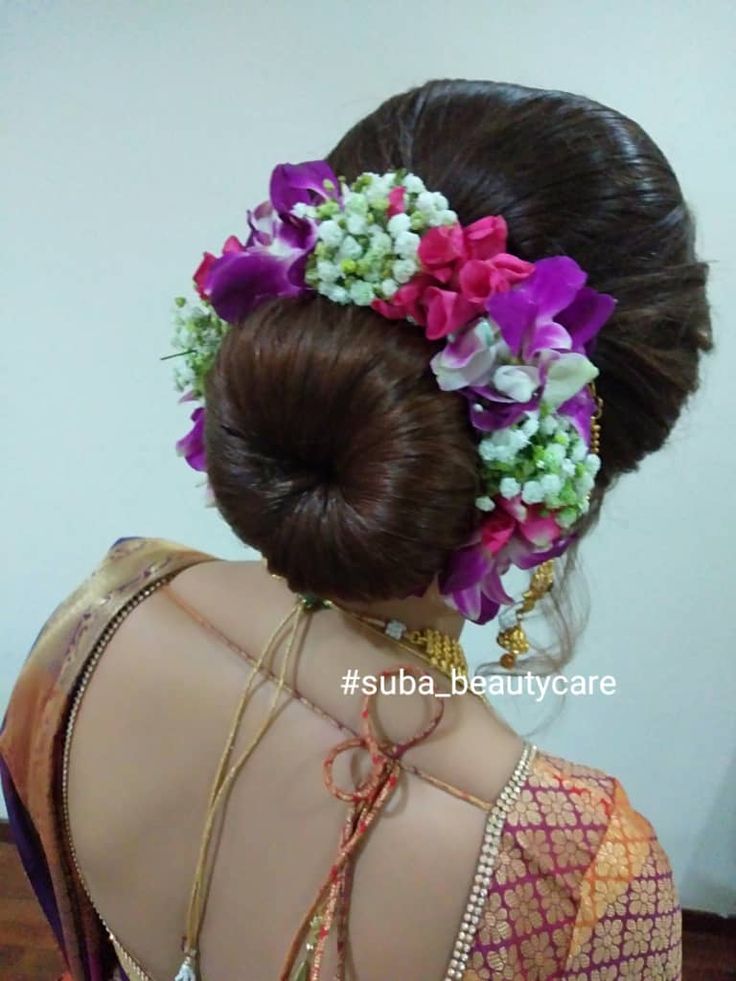 Bride hairstyle with orchid konda malai Kondai Malai Hairstyle, Kondai Malai, Flower Updo, Bun Prom Hairstyles, Another Braid, Flower Bun, Bride Hairstyle, Flower Braids, Updo Tutorial