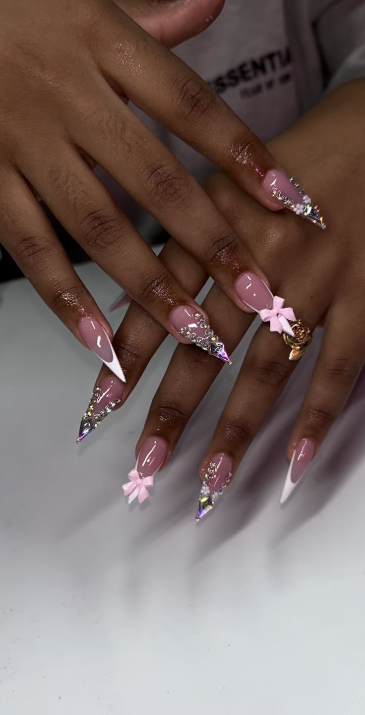 Different Shapes Nails, Nail Ideas Acrylic Pink And White, 20th Bday Nails, Stalitoes Nails Design, Stelito Nails Designs, Birthday Almond Nails Designs, Birthday Nail Set Ideas December, Cute Short Nail Sets Birthday, Press On Ideas