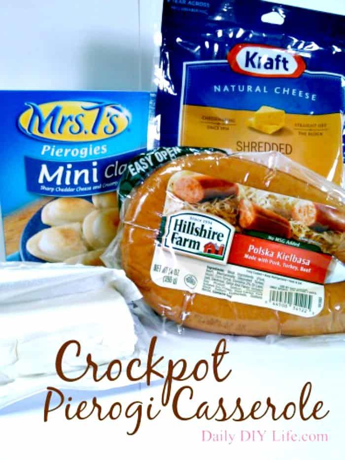 the ingredients for crockpot preggi casserole are shown