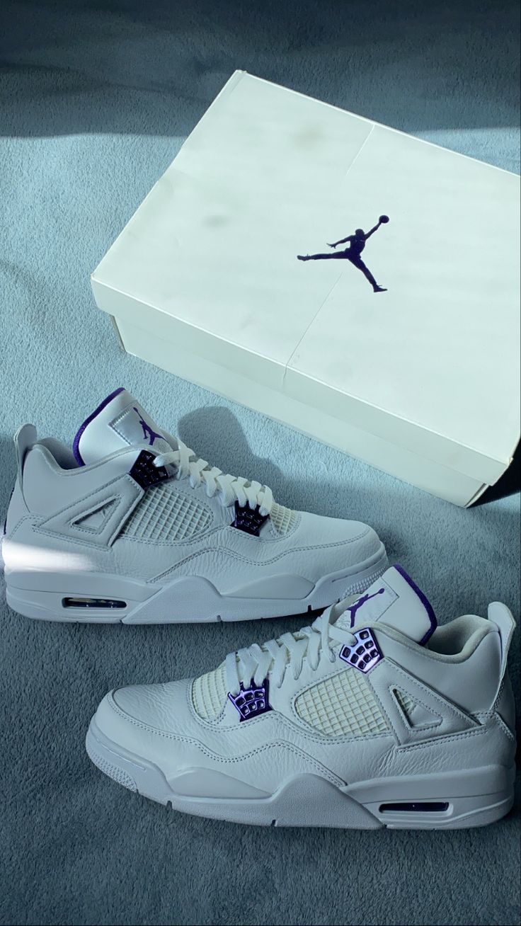 Jordans 4 Aesthetic, Jordan 4s Wallpaper, Nike Sneakers Wallpaper, Jordans 4 Outfit Women, Jordan Shoe Wallpapers, Jordan 4 Aesthetic, J4 Shoes, Jordan 4 Wallpaper, Jordan 4s Outfit Women