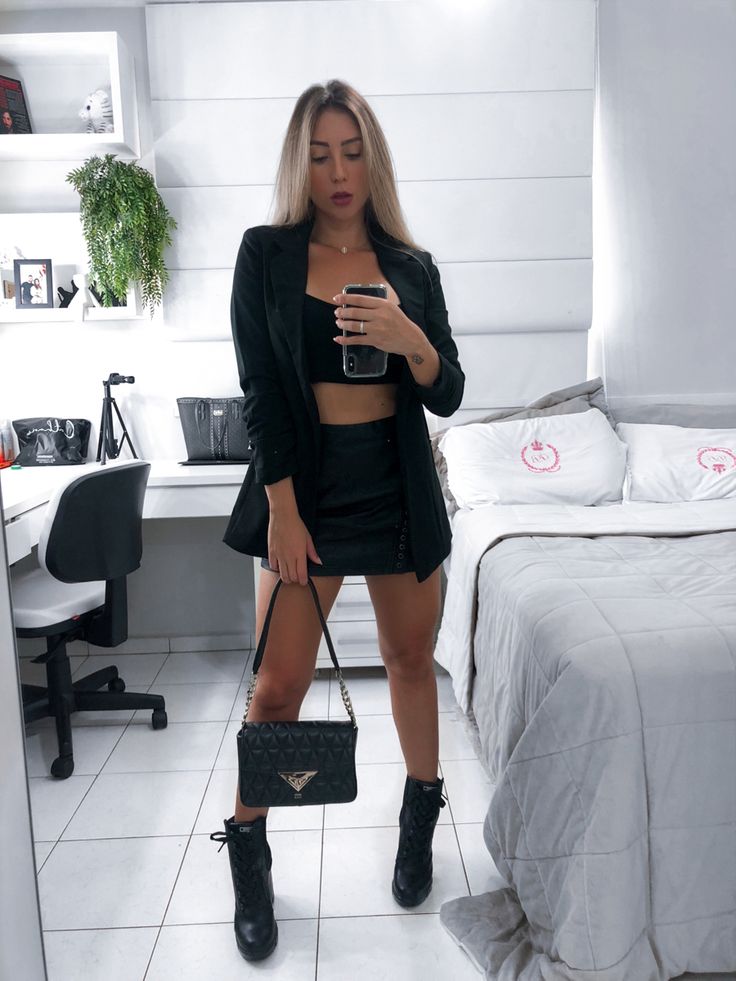 All Black Night Out Outfit, Look Night, Outfits Night Out, Party Outfits Night, Fiesta Outfit, Cool Girl Style, Look Retro, Fandom Outfits, Casual Night Out