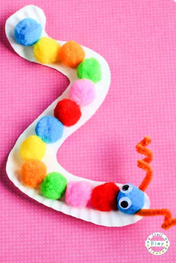 an easy paper plate caterpillar craft for kids to make with the letter s