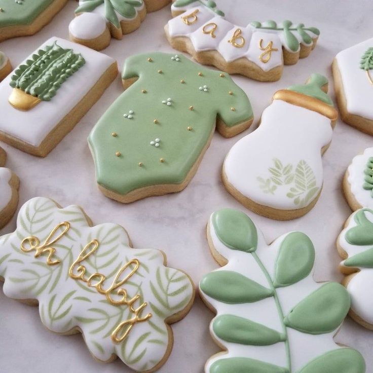 some decorated cookies are on a table