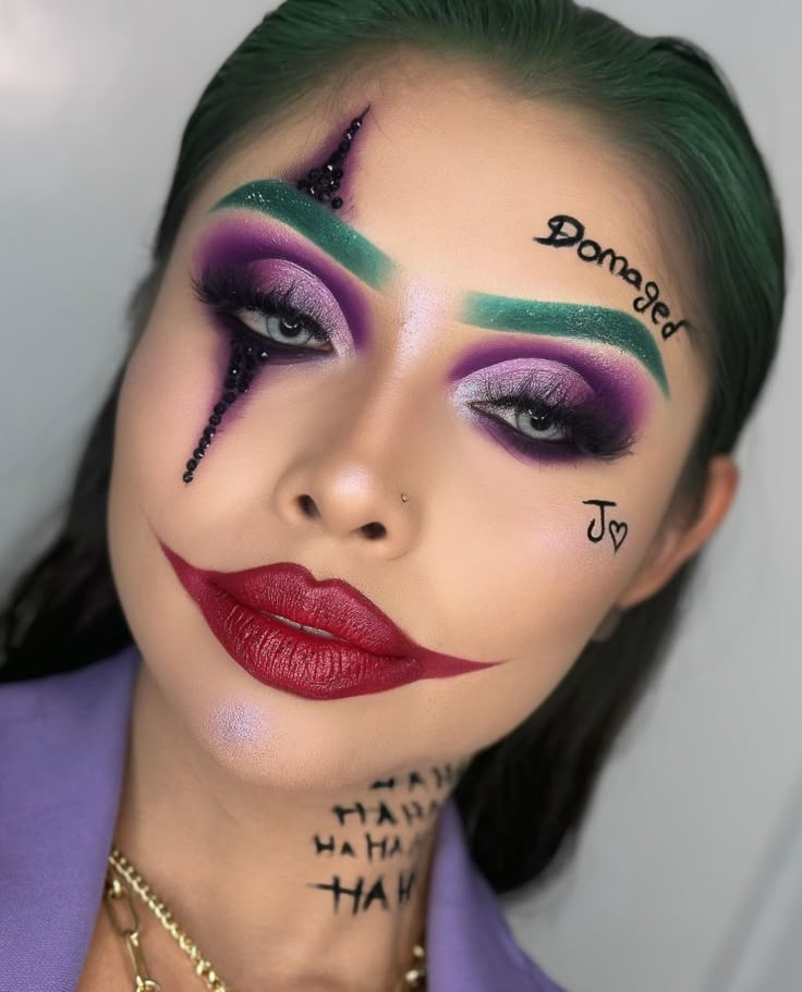 Joker Halloween Makeup, Joker Halloween Costume, Holloween Makeup, Joker Halloween, Joker Makeup, Cute Halloween Makeup, Hot Halloween Outfits, Carnival Makeup, Halloween Makeup Pretty