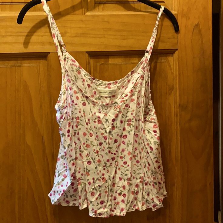 Brand New, With Tags, Abercrombie And Fitch Cropped Tank Top Cami Size Large. Casual Cotton Camisole With Floral Print, Cotton Camisole Tops With Floral Print, Casual Floral Print Camisole For Daywear, Floral Print Camisole Tops For Daywear, Abercrombie And Fitch, Abercrombie & Fitch, Tank Top Cami, Cami Tanks, Christmas Wishlist