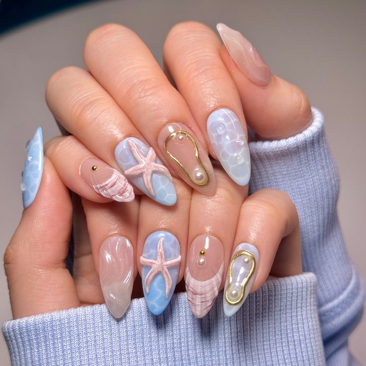 Seashell ocean nails 🐚🌊 inspo: @amys.clients —- #nailart #oceannails #seashellnails #3dnails #waternails #pressonsnnails #gelx Ocean Nails Designs, Seashell Nails Design, Thailand Nails, Cute Vacation Nails, Vacation Nails Summer, Fiji Nails, Under The Sea Nails, Beach Vacation Nails, Nails Xoxo