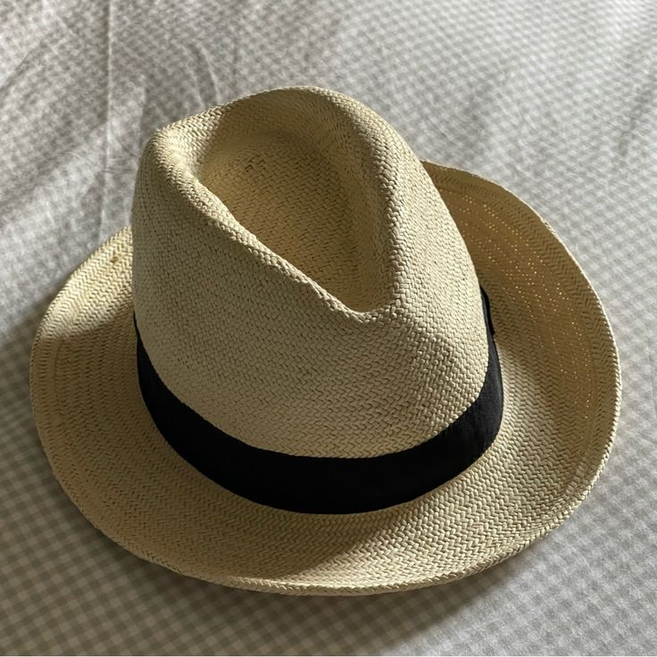 New With Tags Description: Fedora Sun Hat With Black Ribbon Detail Size: S-M/P-M 56 Material: 100% Paper Fast Shipping, From A Nonsmoking Home, Offers Welcomed! Casual Everyday Brimmed Straw Hat, Casual Straw Hat With Flat Brim For Everyday, Casual Everyday Straw Hat With Curved Brim, Casual Straw Hat With Flat Brim, Casual Everyday Straw Hat With Flat Brim, Casual Flat Brim Straw Hat, Casual Summer Fedora For Everyday, Casual Fedora Sun Hat For Everyday, Casual Panama Hat With Flat Brim