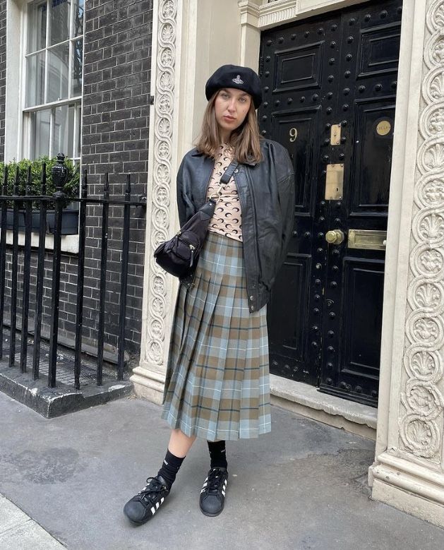 Prep Punk Style, Plaid Skirt Styling, Outfit With Plaid Skirt, Kilt Outfits Women, Check Shirt Outfit, Kilt Outfits, Autumn Fits, Funky Outfits, Plaid Skirt