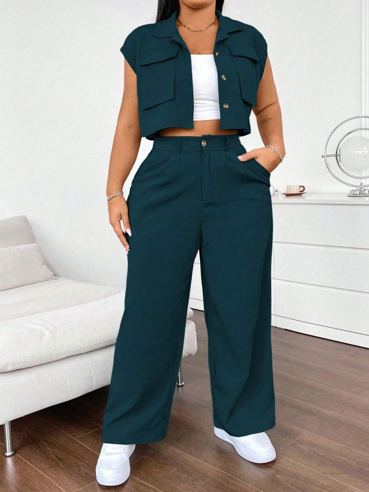 Set de 2 piezas de talla grande: pantalón cargo informal y holgado con múltiples bolsillos, y blusa, sin mangas Verde Oscuro Casual    Liso  No-Elástico  Women Plus Clothing, size features are:Bust: ,Length: ,Sleeve Length: Smart Casual Plus Size Women, 2 Piece Outfit Set Pants, Loose Pants Outfit, Wide Leg Pants Outfit, 2piece Outfits, Casual Cargo Pants, Two Piece Pants Set, Loose Pants, Pant Shirt