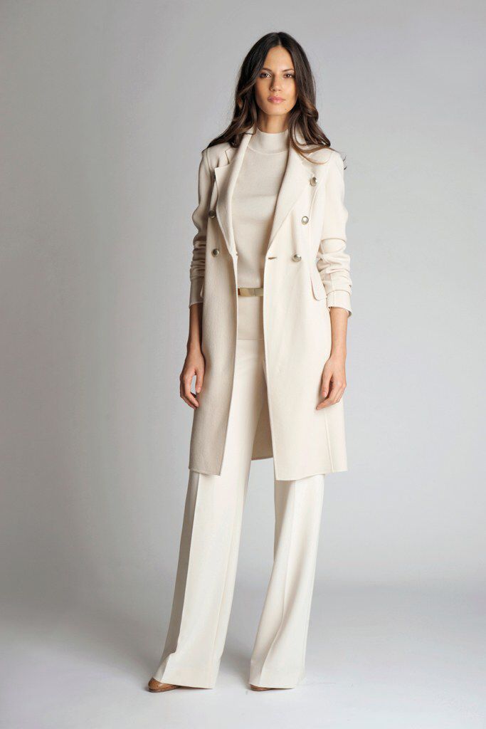 White Coat, Looks Chic, Business Attire, Work Attire, Work Fashion, Look Chic, Business Fashion, St John, Look Fashion