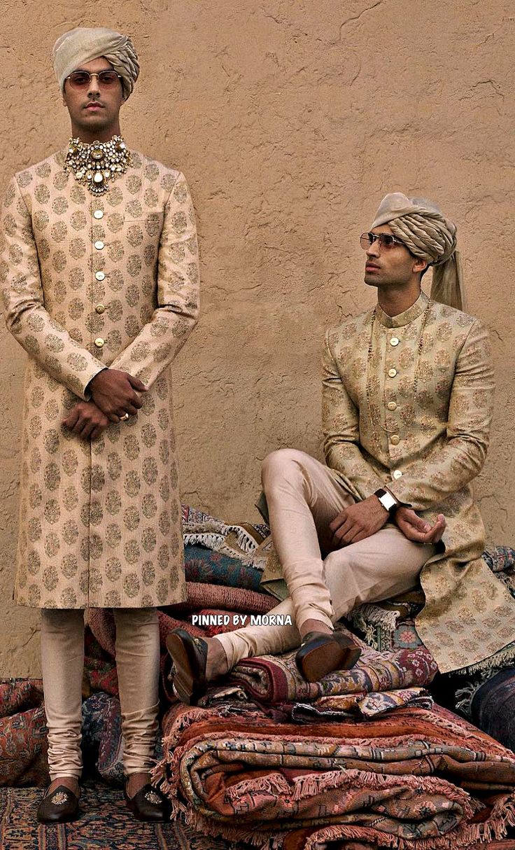 Sabyasachi Menswear, Ethnic Poses, Vogue Shoot, India Fashion Men, Indian Menswear, Sabyasachi Mukherjee, Draping Styles, Royal Indian, Saree Draping Styles