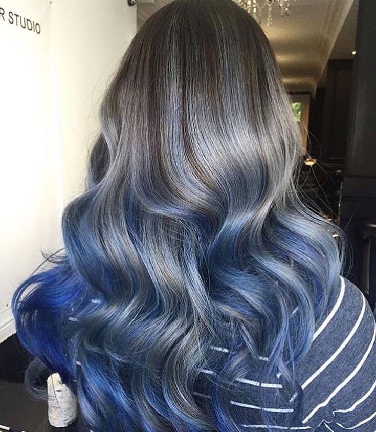 dark grey to denim ombre - Google Search Navy Blue Ombre Hair, Balayage Blue, Silver Balayage, Best Ombre Hair, Navy Hair, Blue Ombre Hair, Hair Color Underneath, Hair Inspiration Color, Winter Hairstyles