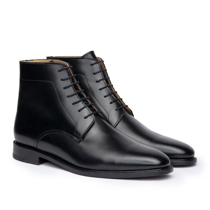 The Kingsman mens dress boots Australia in black leather Mens Formal Boots, Mens Leather Dress Boots, The Kingsman, Mens Lace Up Boots, Mens Brown Boots, Dress Leather Boots, Mens Dress Boots, Black Lace Up Boots, Dress Boots