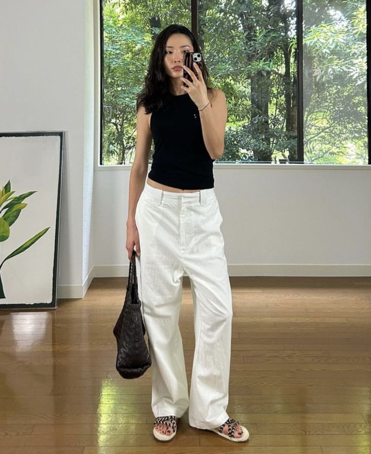 Bangkok Fits, Ootd Korean Style, Ootd Korean, Classy Street Style, Outfit Korean Style, Korean Fashion Summer, Outfit Korean, Korean Casual Outfits, Wearing Clothes