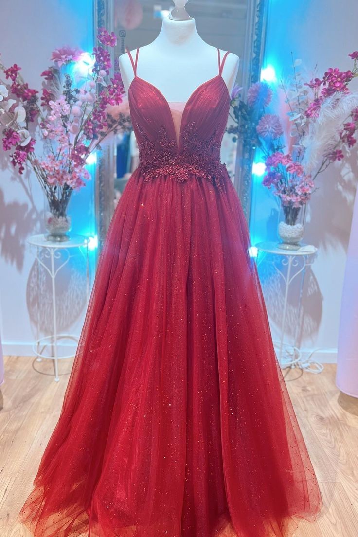 Red Plunging V Neck Double Straps Beaded Appliques Pleated Long Prom Dress Red Prom Dress Long, Corset Dress Prom, Beaded Applique, Red Prom Dress, Long Prom Dress, Dress Size Chart, Prom Gown, Simple Dresses, Special Occasion Dresses