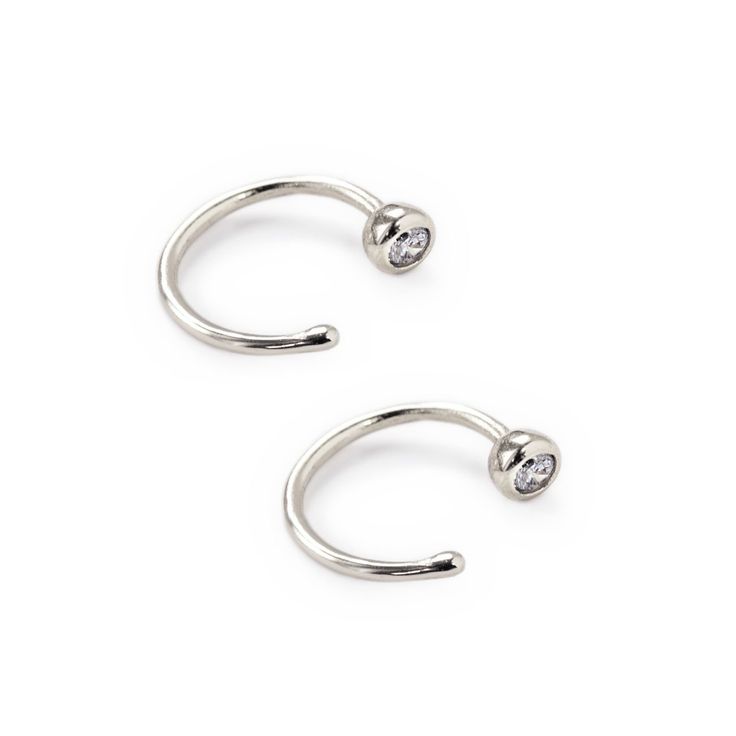 Classic Adjustable Silver Cartilage Earrings, Elegant Adjustable Silver Nose Rings, Classic Adjustable Nickel Free Cartilage Earrings, Classic Adjustable Nickel-free Cartilage Earrings, Everyday Adjustable Nickel-free Piercings, Nickel-free Adjustable Piercings, Classic Adjustable Single Cartilage Earring, Adjustable Hypoallergenic Ear Cuff For Everyday Wear, Hypoallergenic Adjustable Piercings For Everyday