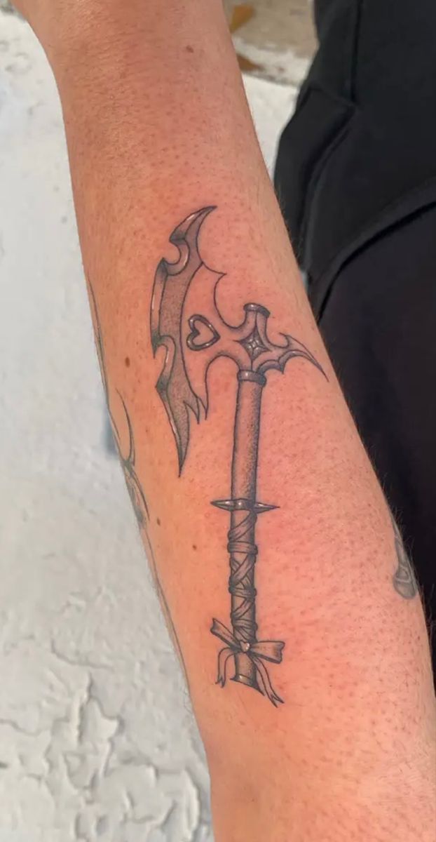 Simple Large Tattoos, Labrys Tattoo, Mace Tattoo, Flail Tattoo, Tattoo Flash Ideas, Armor Hand, Tattoos 2024, Chain Tattoo, Hippie Tattoo