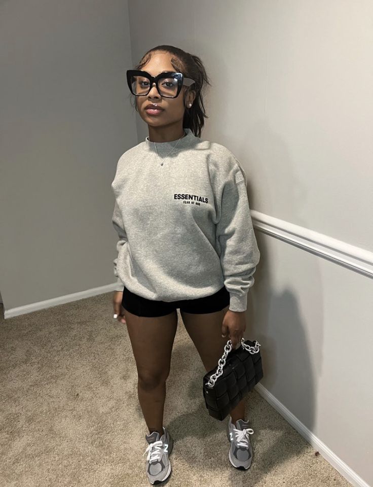 Chill Fits, Chill Outfits, Causual Outfits, Streetwear Fashion Women, Cute Swag Outfits, Baddie Outfits Casual, Cute Simple Outfits, Teenage Fashion Outfits