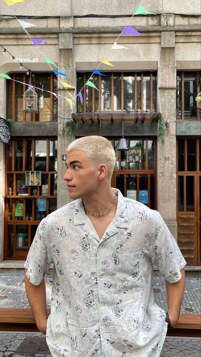 Buzz Cut For Men, Bleached Hair Men, Short Bleached Hair, Men Blonde Hair, Buzz Cut Hairstyles, Dyed Hair Men, Buzzed Hair, Men Haircut Curly Hair, Dyed Blonde Hair