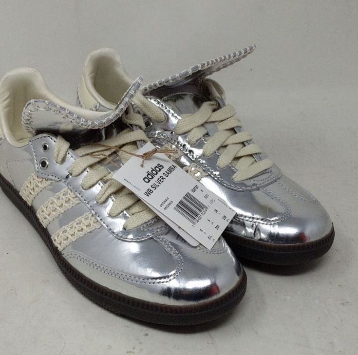 Silver Samba, Bored Of Life, Envy Clothing, Samba Outfit, Girl Sneakers, Dr Shoes, Silver Sneakers, Wales Bonner, Shoe Inspo