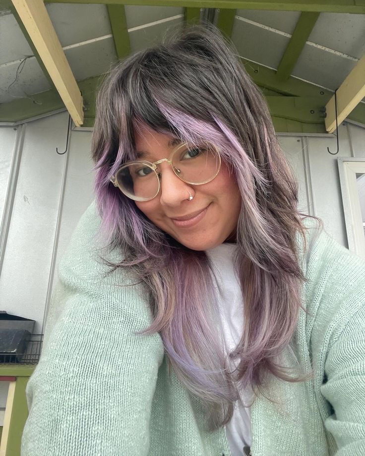 Black Hair With Lavender Money Piece, Halo Colour Hair, Colour Block Fringe Hair, Shag Peekaboo Hair, Colorblock Hair Purple, Split Dye With Highlights, Peekaboo Color Block Hair, Long Purple Hair With Bangs, Purple Shag Haircut